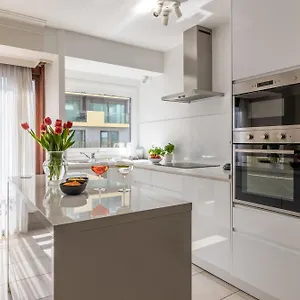 https://weloveoostende-newly-renovated-large-apartment-150m.hotelsghent.com
